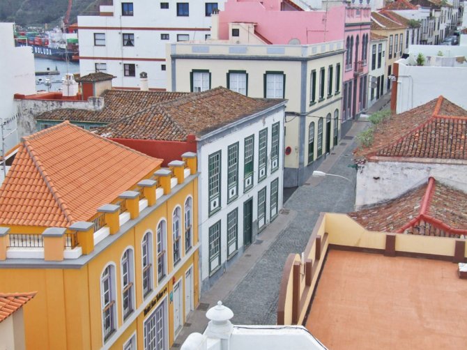 Calle-San-Telmo-1112x834.jpg