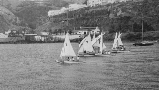 FOTO. JOSE AYUT (REGATA VELA LATINA BAJADA 1965).jpg