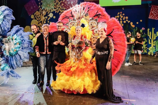 FantasÃ­a_ganadora_gala_gran_dama_canaval_LLAridane (2).jpeg