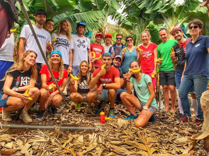 Visita corredores Transvulcania 2019.jpg