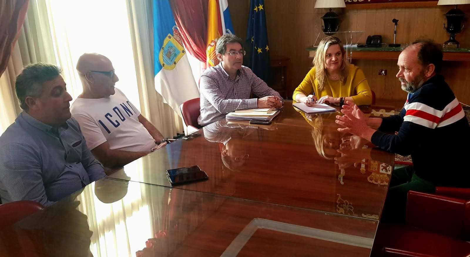 140120 Reunión ataques perros asilvestrados a ovejas Garafía (1).jpeg