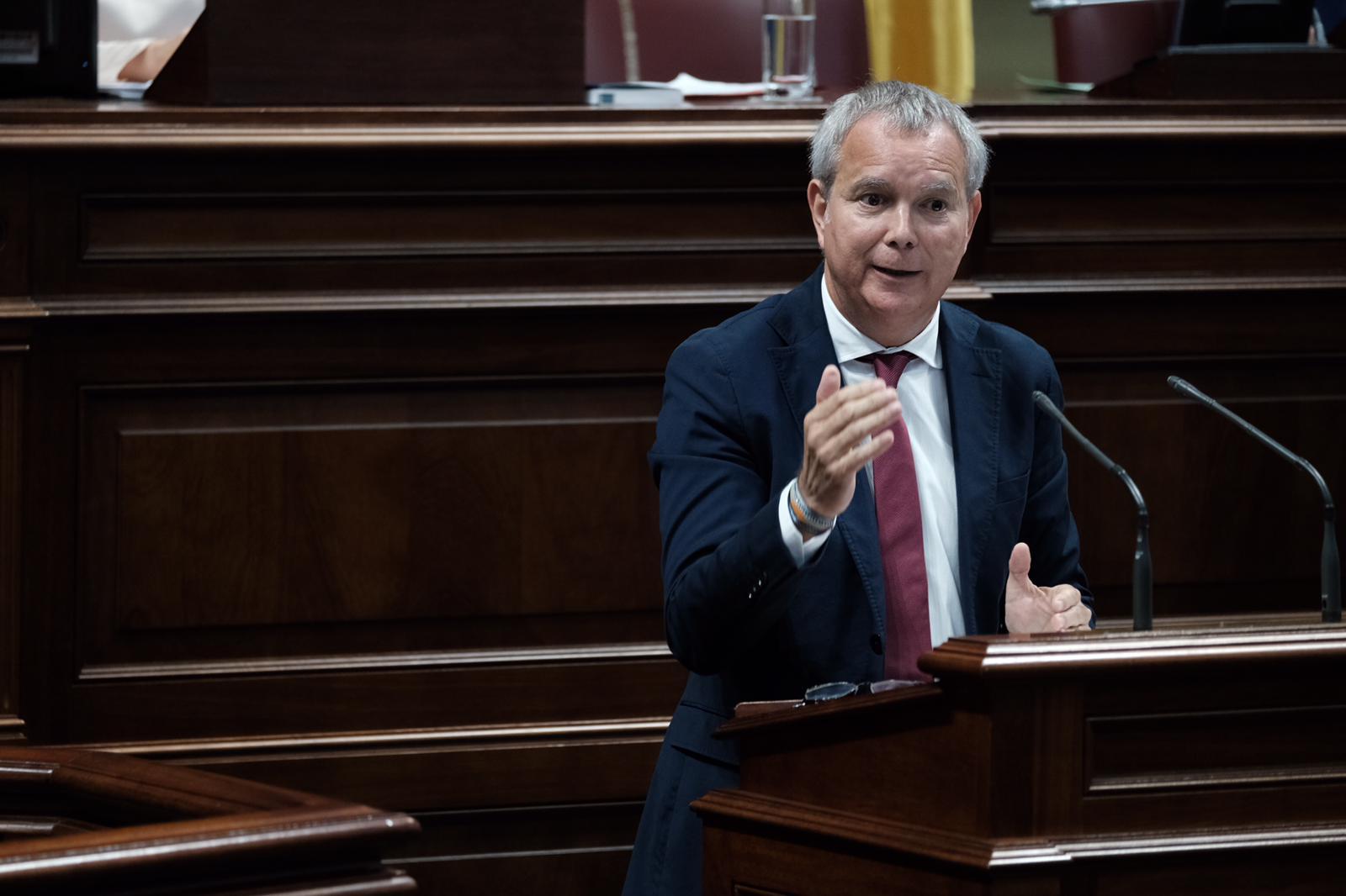 El consejero de Obras Públicas, Transportes y Vivienda del Gobierno de Canarias, Sebastián Franquis