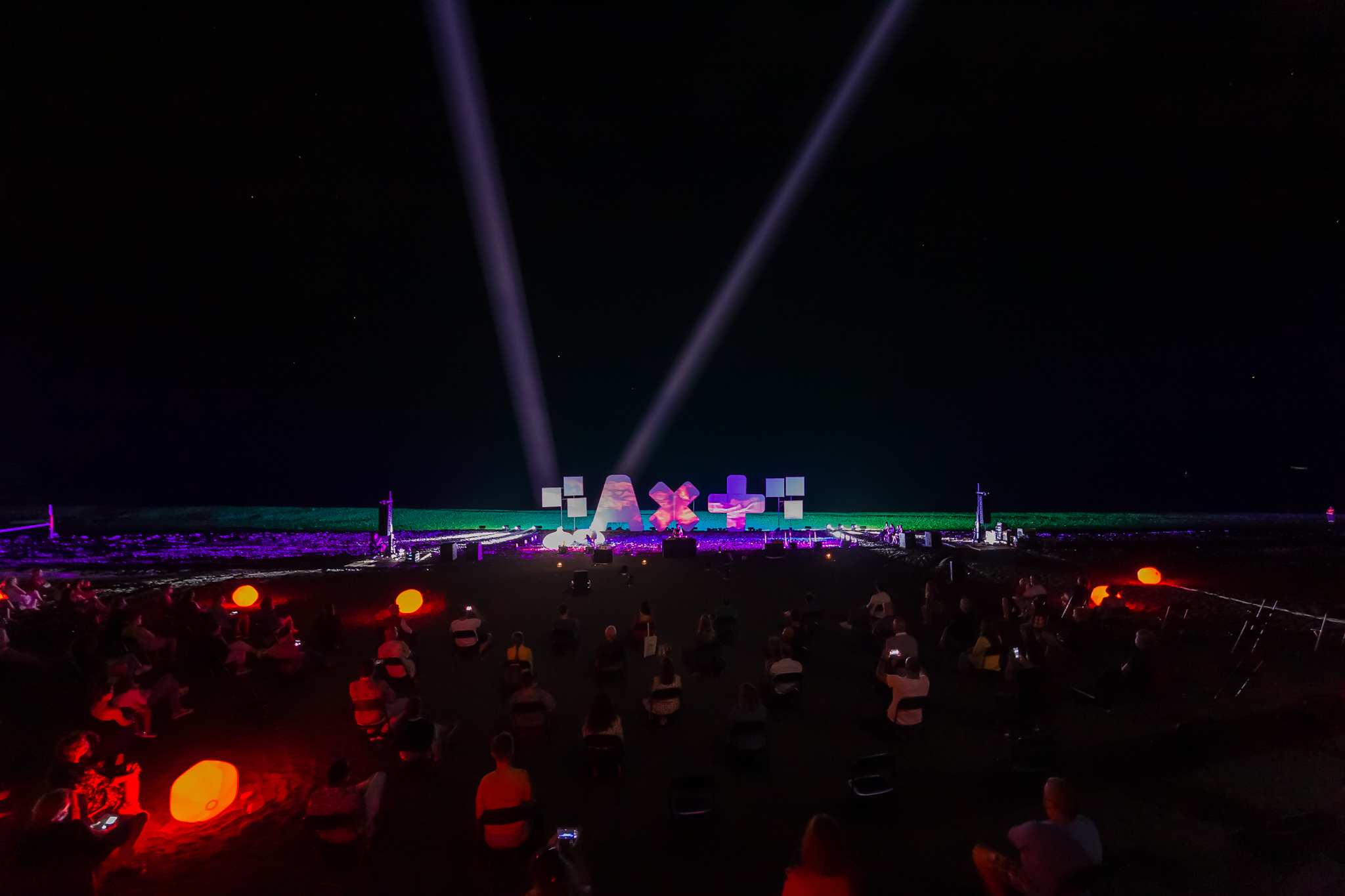 AXM_evento_Playa.jpg