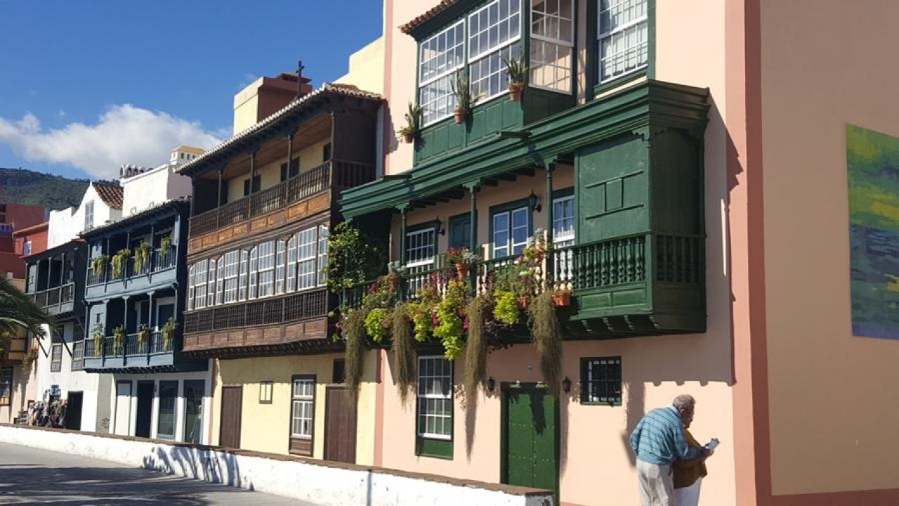 Las-casas-de-los-balcones-de-Santa-Cruz-de-La-Palma-1280x720.jpg