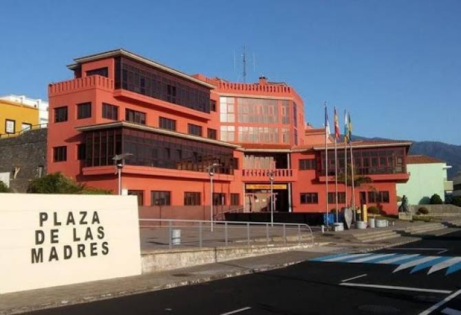 ayuntamiento breña baja.jpg