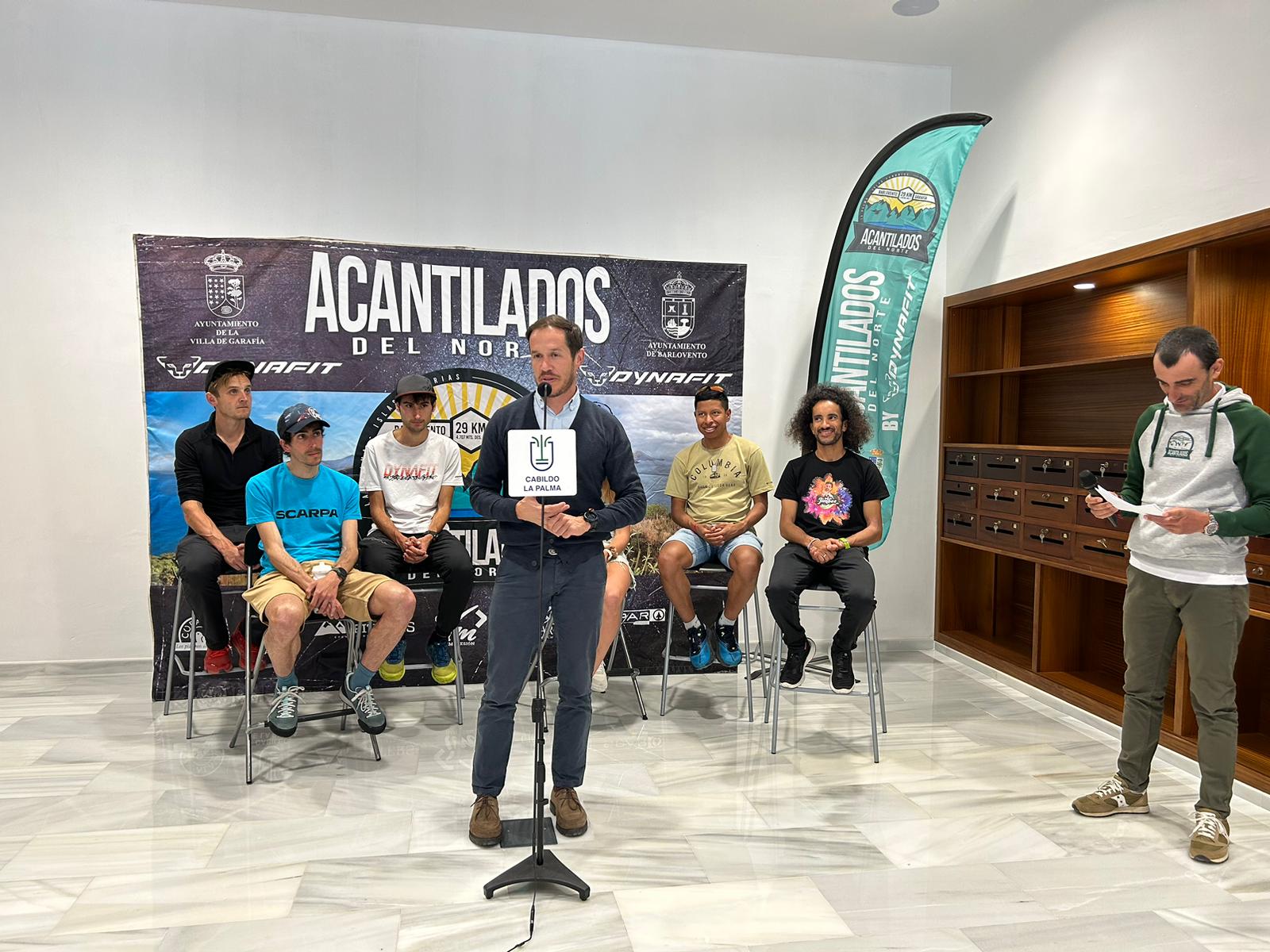 Acantilados del norte presentación.jpg