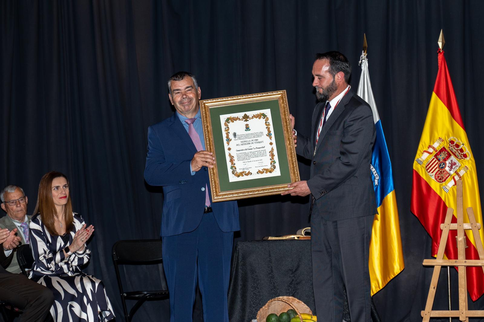 Cooperativa Medalla de Oro.jpg