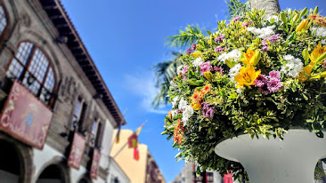 Foto Detalles florales decoran diferentes espacios de Santa Cruz de La Palma.jpg