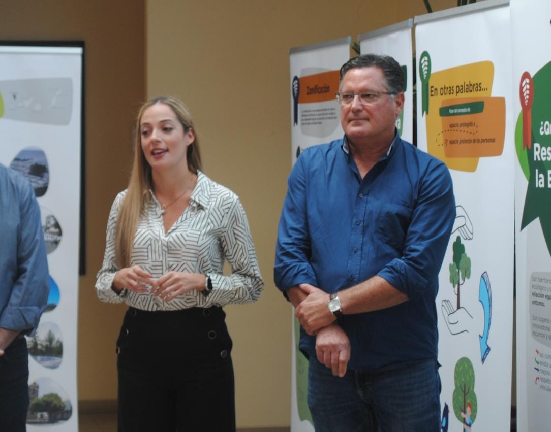 María Rodríguez y Ernesto Aguiar.jpg