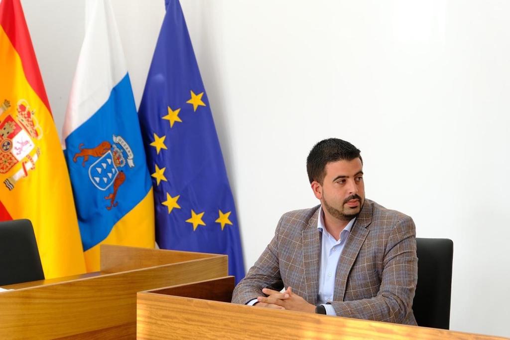 BORJA PERDOMO.jpg