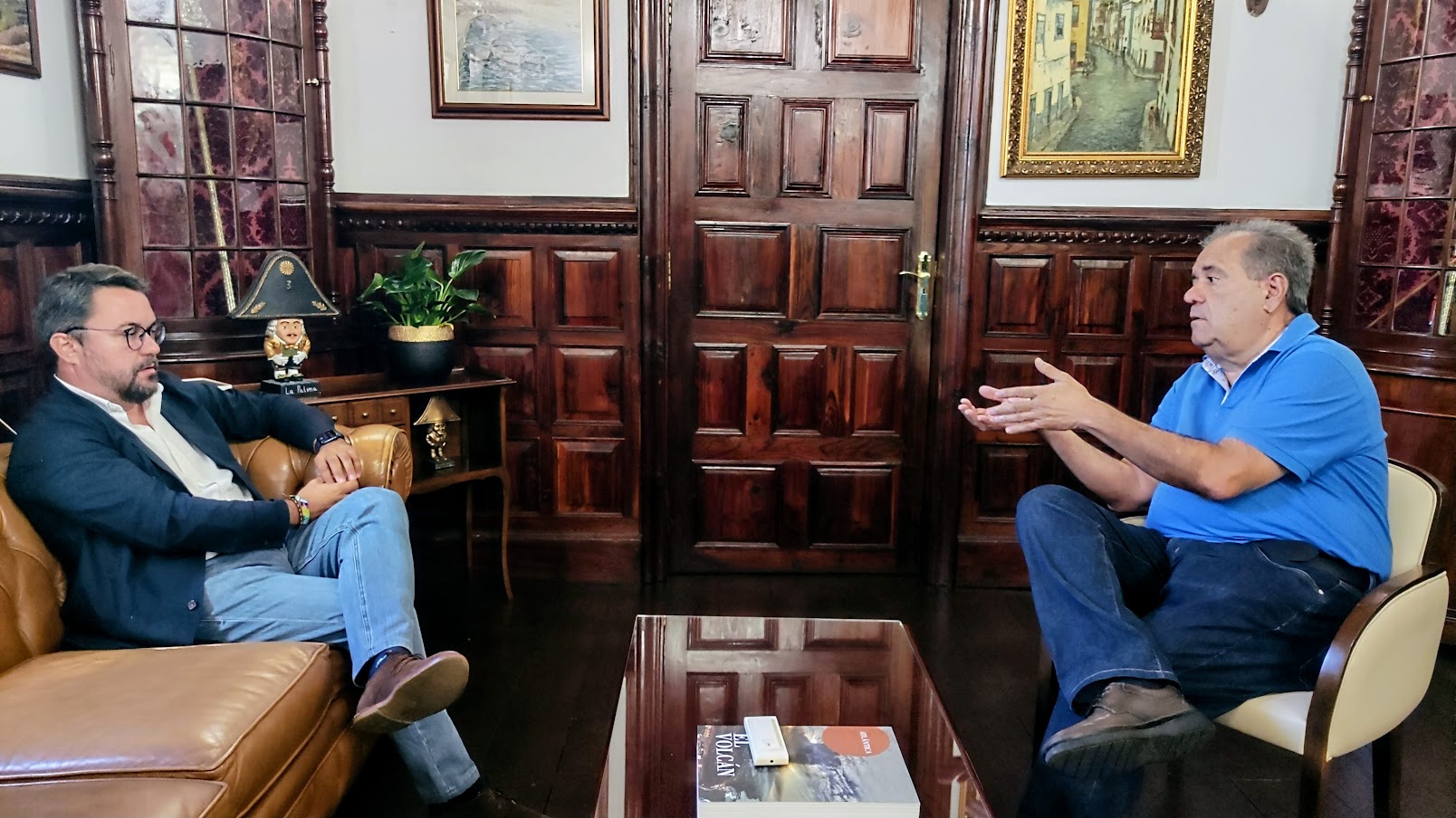 Foto visita José Luis Perestelo.jpg