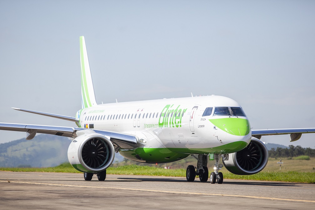 Copia de Embraer E195 E2 (2).jpg