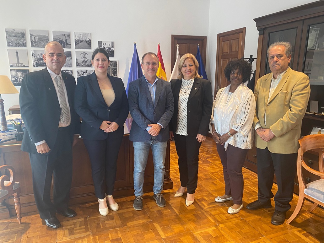 Recepción Gobierno Cubano (2).jpg