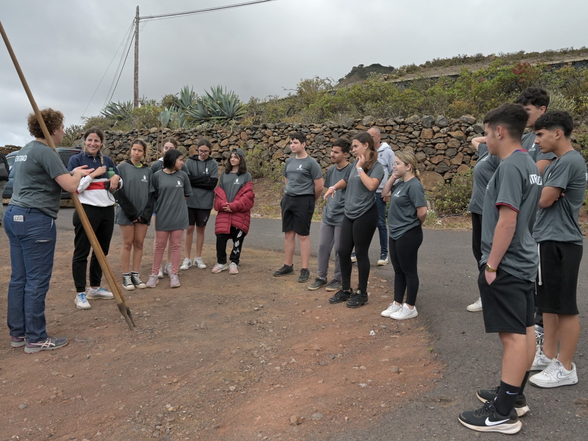 FOTO. Exhibición del salto del pastor en la isla de El Hierro. Semana Canaria de Deportes Autóctonos (1).jpg