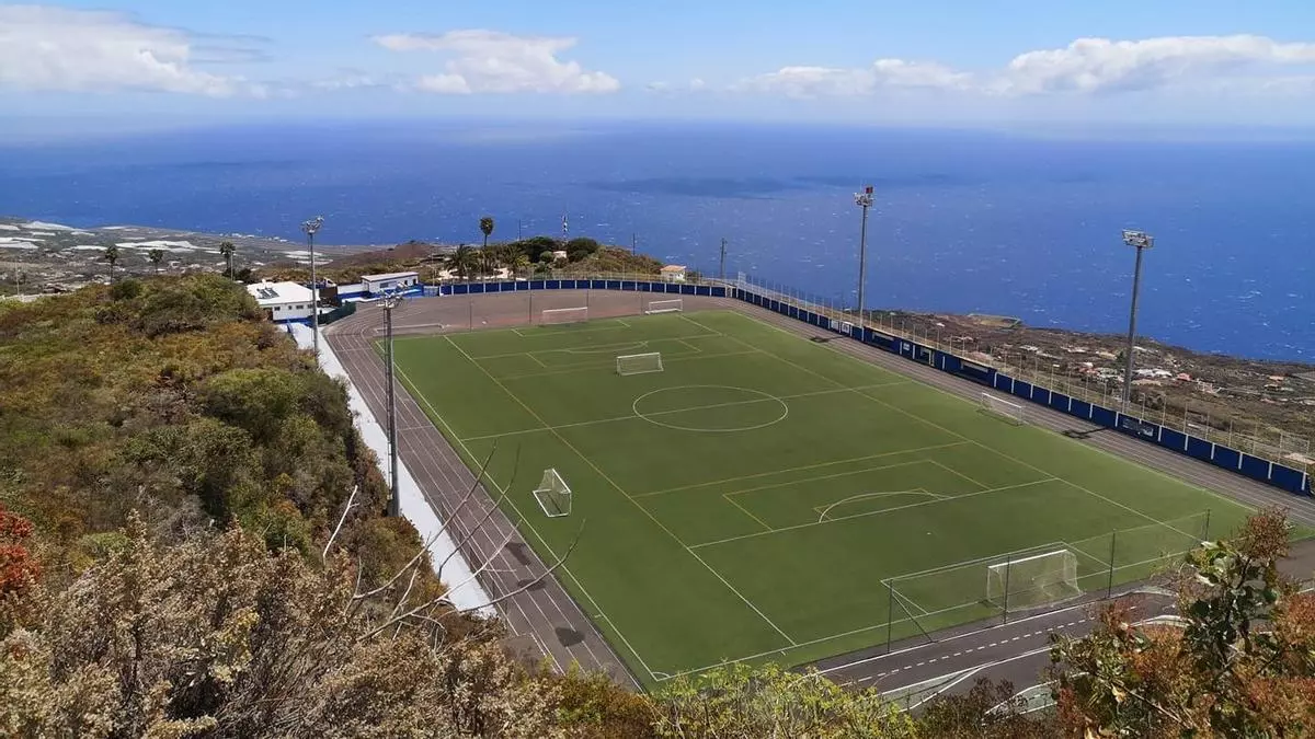 Campo de Fútbol de Villa de Mazo.jpg