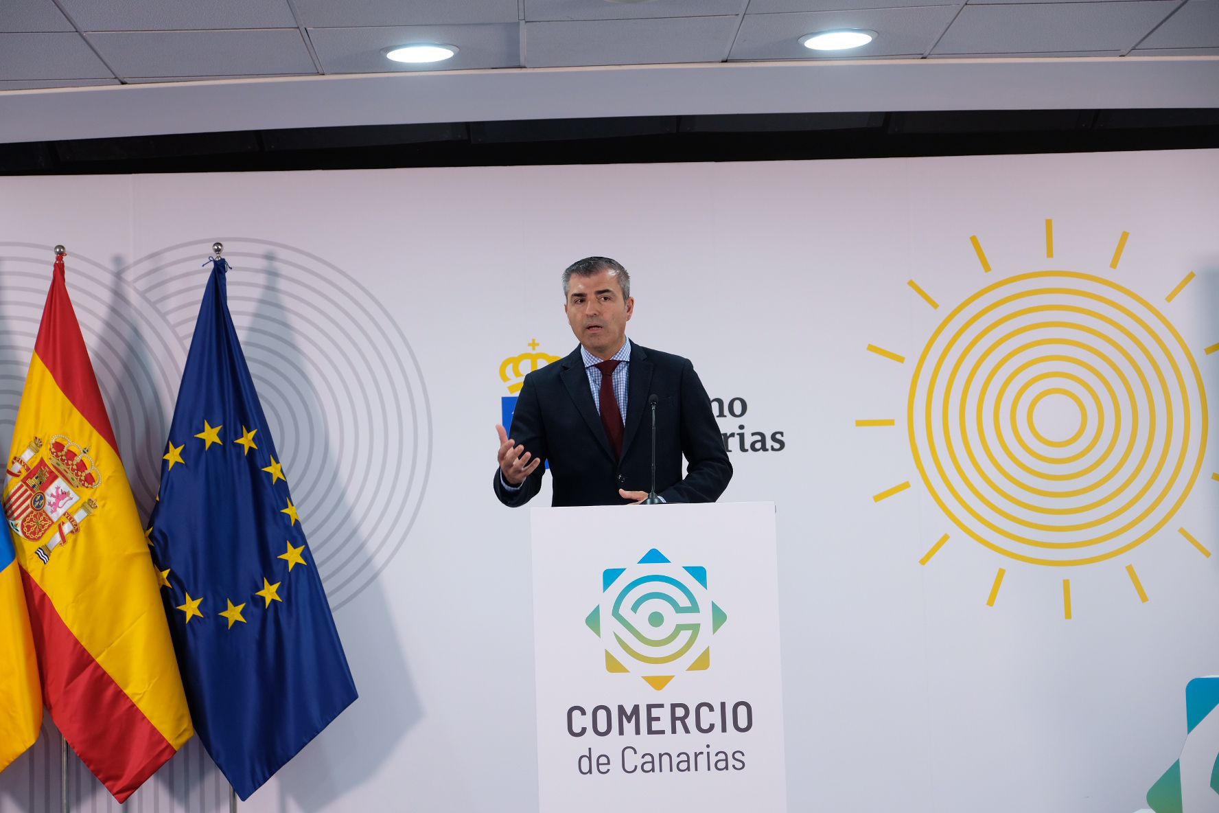 El consejero de Economia, Industria, Comercio y Autonomos, Manuel Domínguez.jpg