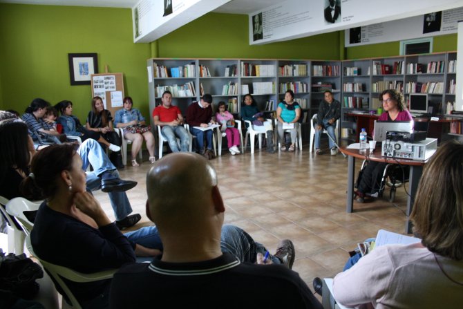 Educar en familia.JPG