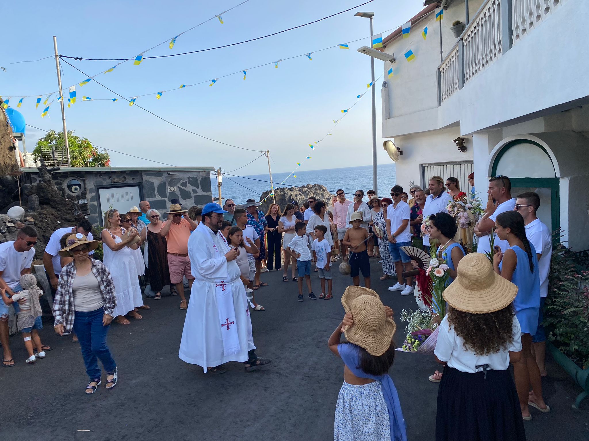 126746000002240136_zc_v1_1724622871493_procesión.jpg