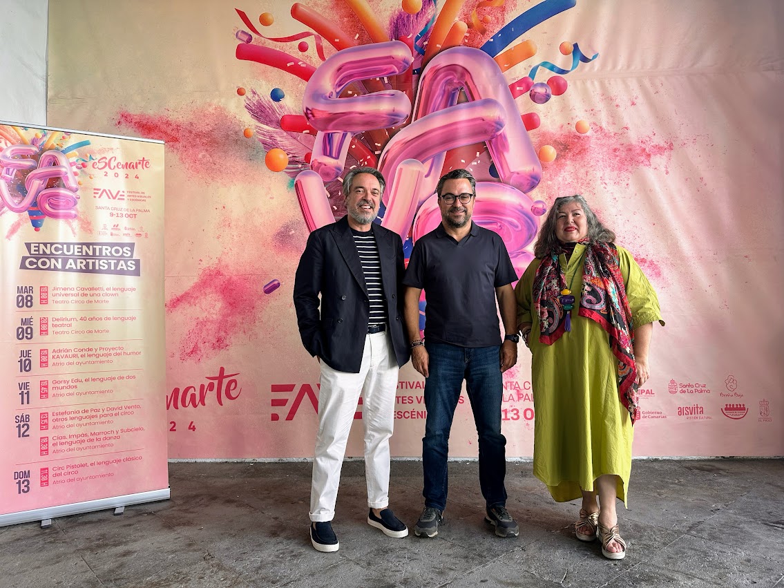foto de familia de presentación de la tercera edición de FAVE.jpg