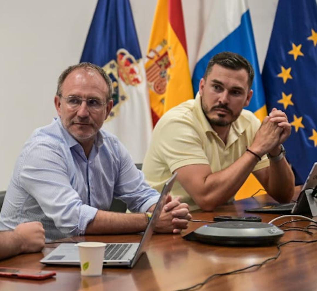 Sergio Rodríguez y Yurguen Hernández.jpg