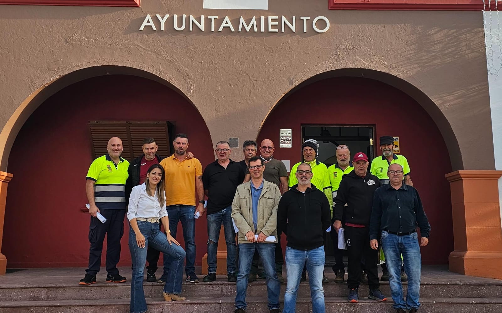 Trabajadores Fuencaliente.jpg