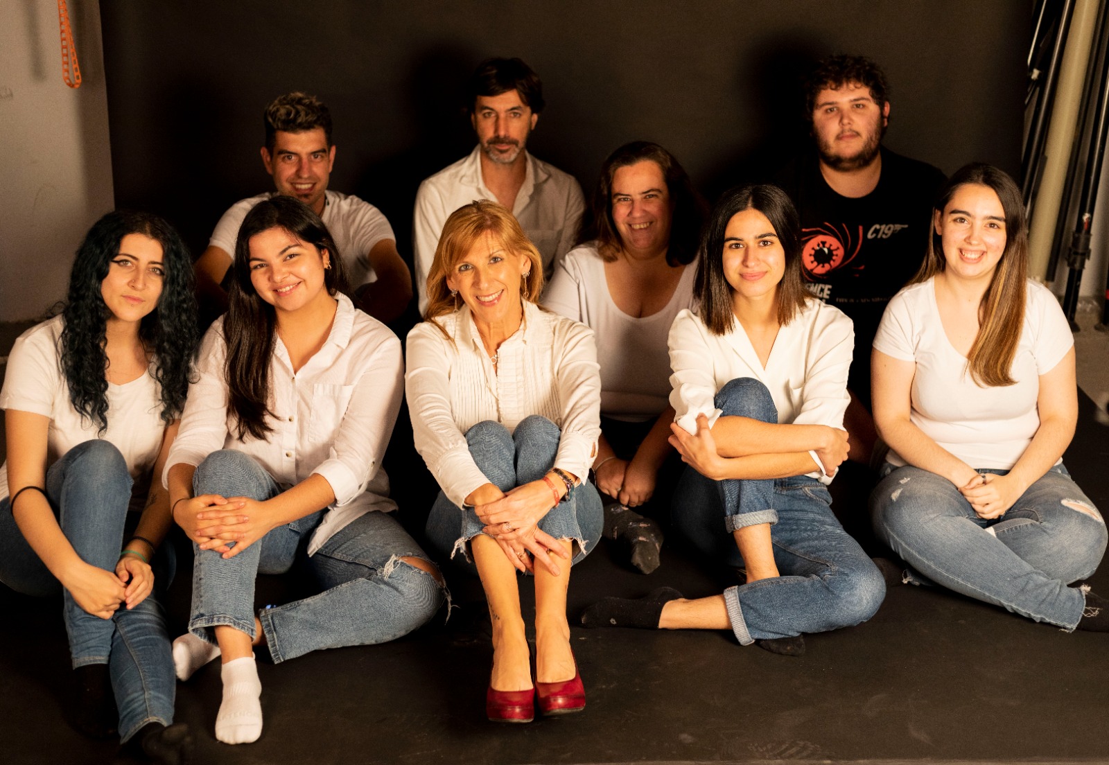 FOTO. Estudiantes canarios estrenarán en La Palma un documental sobre quienes informaron en la última erupción de la isla (3).jp