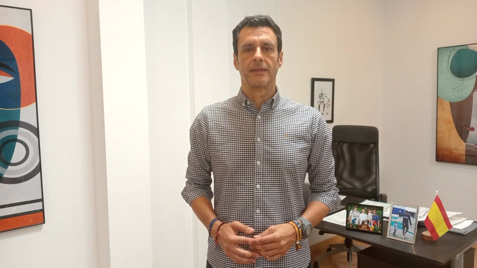 Toni Santana .jpg