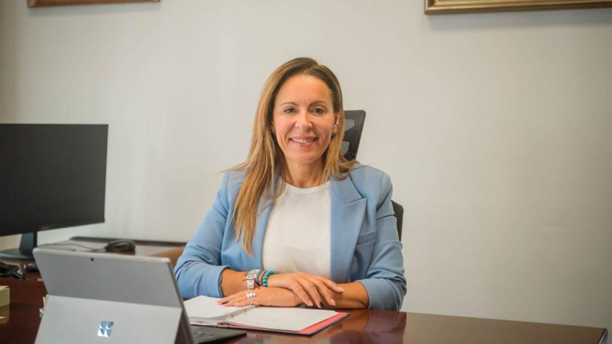 Ángeles Fernández.jpg