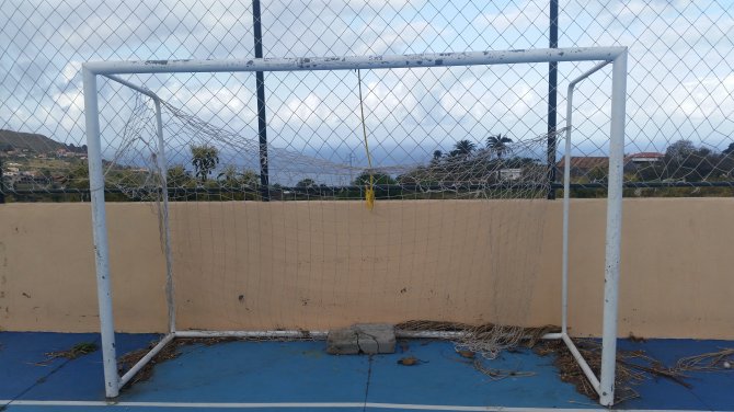 Estado canchas deportivas Breña Alta II.jpg
