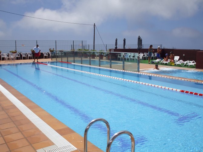 Clausura piscina 013.jpg