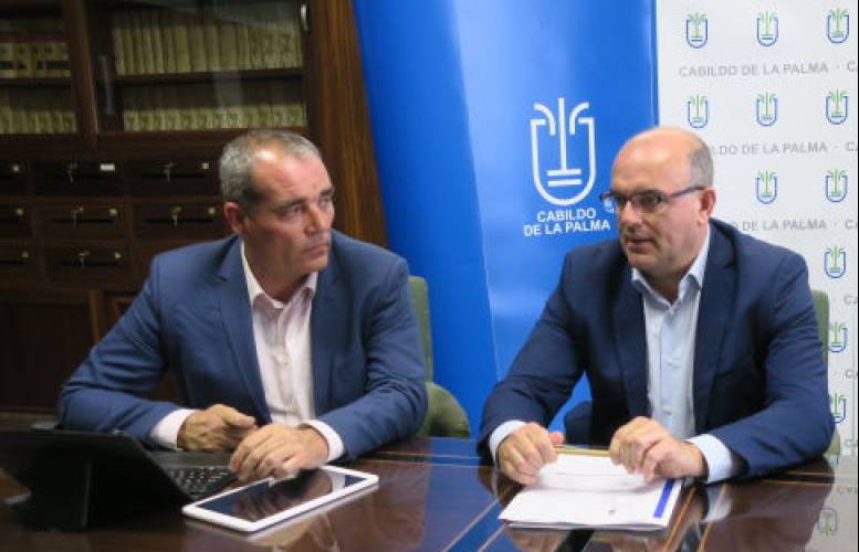 Anselmo Pestana, presidente del Cabildo Insular y Gonzalo Pascual, Cosejero de Planificación
