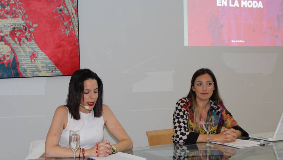 Bea de la Rosa y Melissa Hernandez