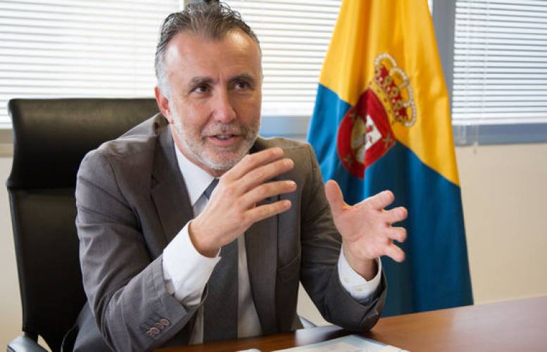 El presidente de Canarias, Ángel Víctor Torres
