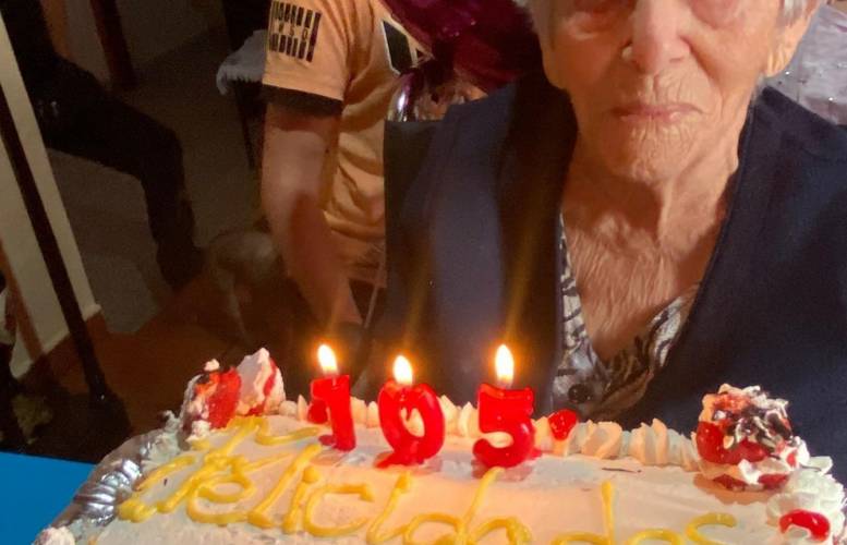 Imagen de doña Angelita el 30 de abril de 2021 cuando cumplió 105 años